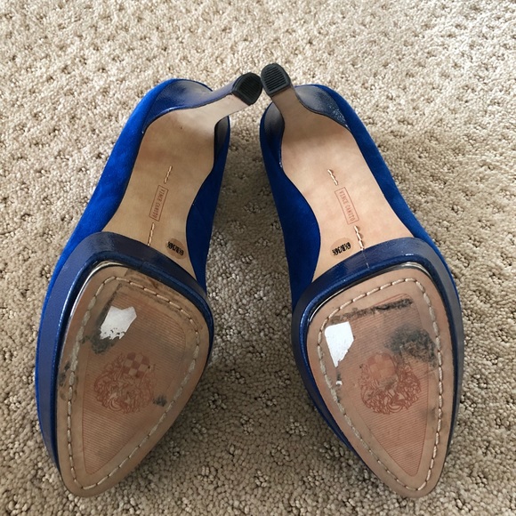 Vince Camuto - Picture 5 of 5